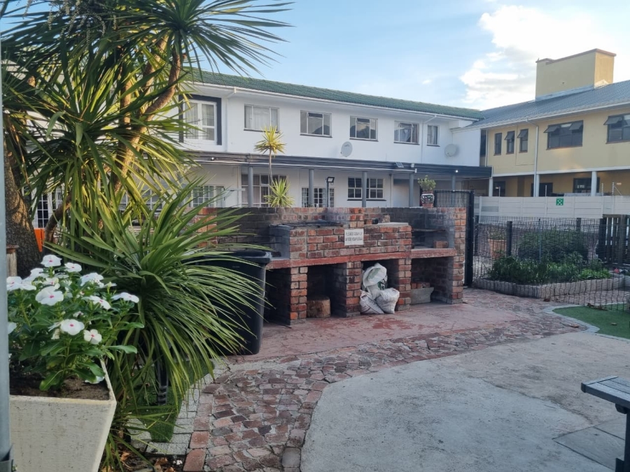 To Let 1 Bedroom Property for Rent in Plumstead Western Cape